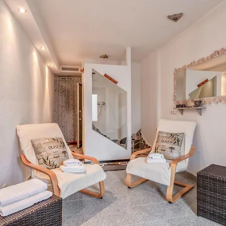 Apartment Mit Dampfbad *